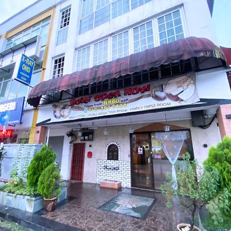 Mr Hotel Nusa Bestari Skudai Ngoại thất bức ảnh
