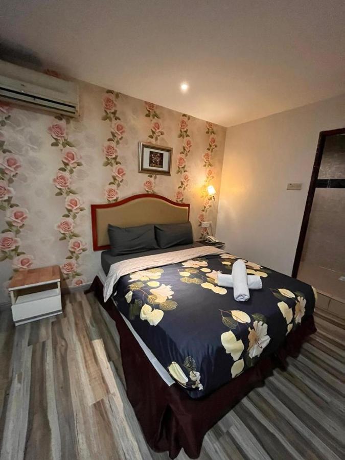 Mr Hotel Nusa Bestari Skudai Ngoại thất bức ảnh