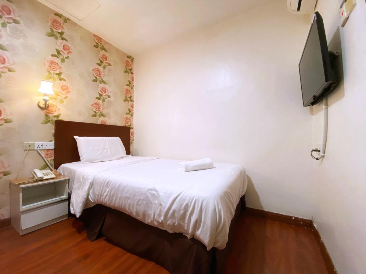 Mr Hotel Nusa Bestari Skudai Ngoại thất bức ảnh